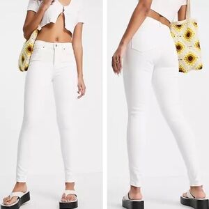 NWT Topshop High-Waisted White Jeans 30W 30L